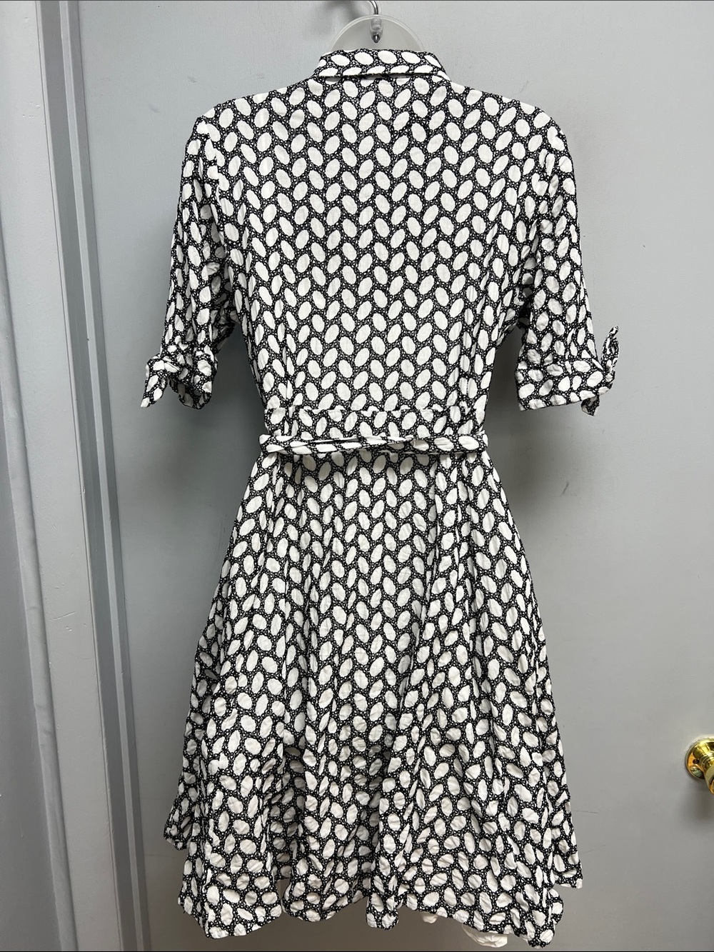 Calvin Klein Eyelet Shirt Dress Size 10 Black & White Belted Cotton Dress - Picture 4 of 13